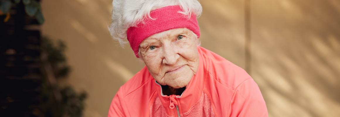 Câte exerciții fizice au nevoie persoanele de 80 de ani?