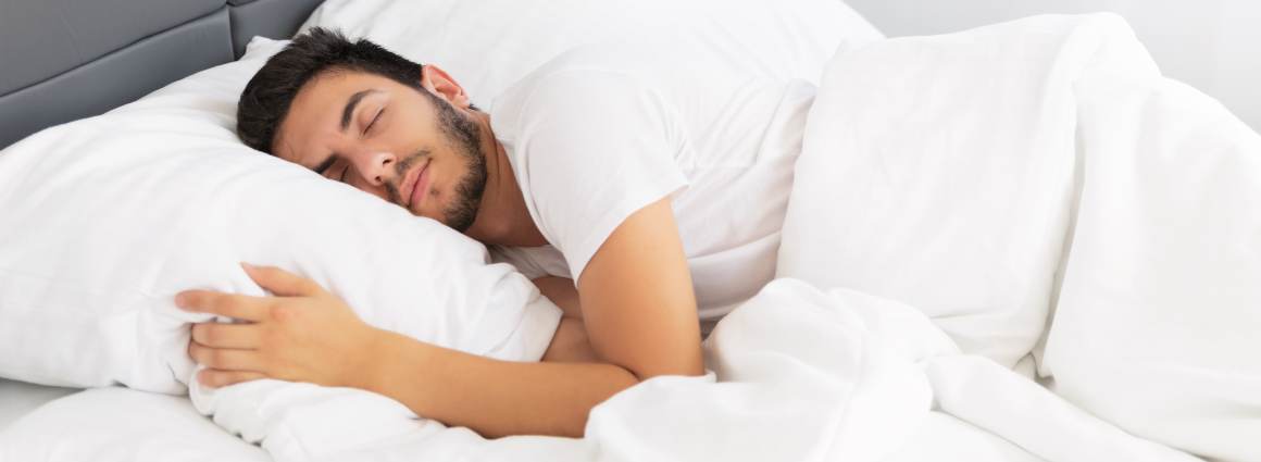 5 moduri eficiente de a arde grăsimile în timp ce dormi